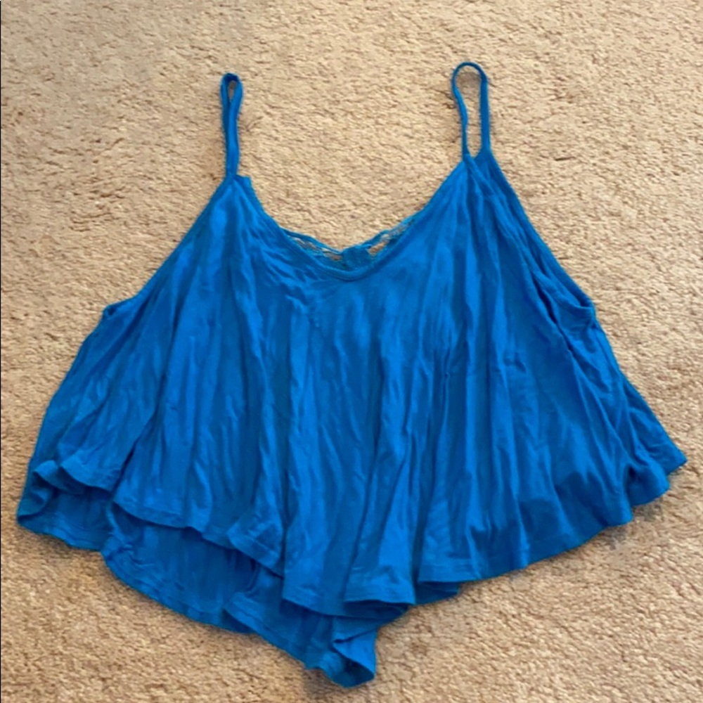Light blue cropped tank